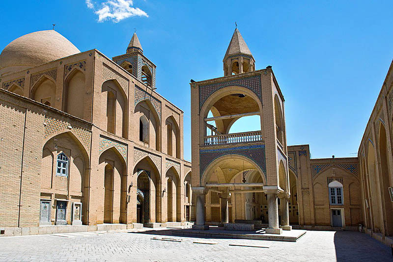 جلفا و معروف‌ترین کلیساهای اصفهان
