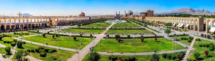 میدان نقش جهان اصفهان، میدانی خارق‌العاده
