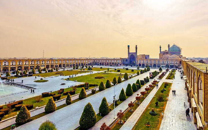 زیباترین بناهای تاریخی میدان نقش جهان اصفهان