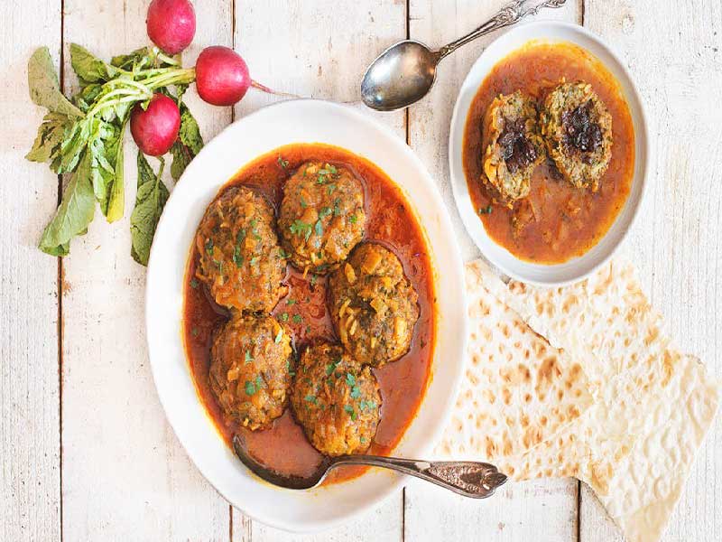 بهترین کوفتهها و دسرهای شیرازی