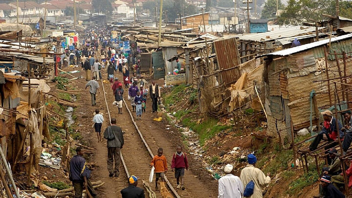 معرفی کشورهای فقیر جهان در سال ۲۰۲۳ | بی پولترین آدمهای دنیا در کدام کشور زندگی میکنند؟ + عکس