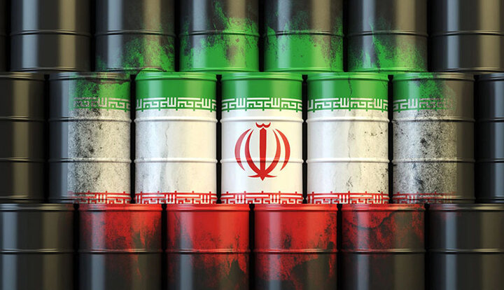 درآمد نفتی از دست رفته برای هر ایرانی سالانه صد میلیون تومان است