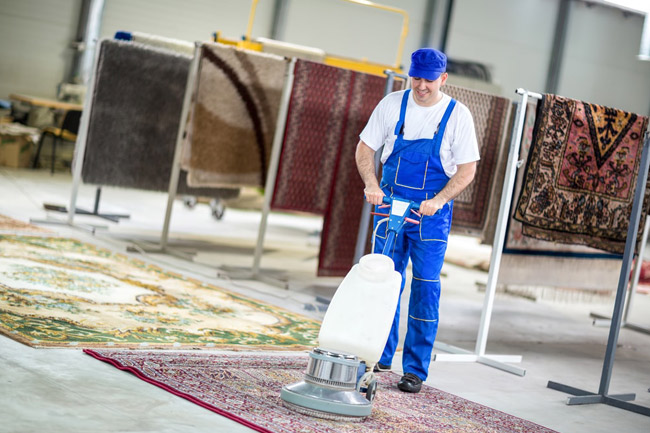 پاک کردن لکه ادرار از روی فرش در خانه + بهترین قالیشویی تهران 