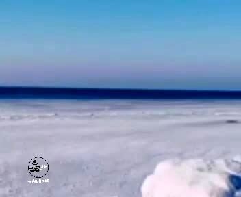 یخ زدن دریای خزر به دلیل سرمای شدید! + فیلم