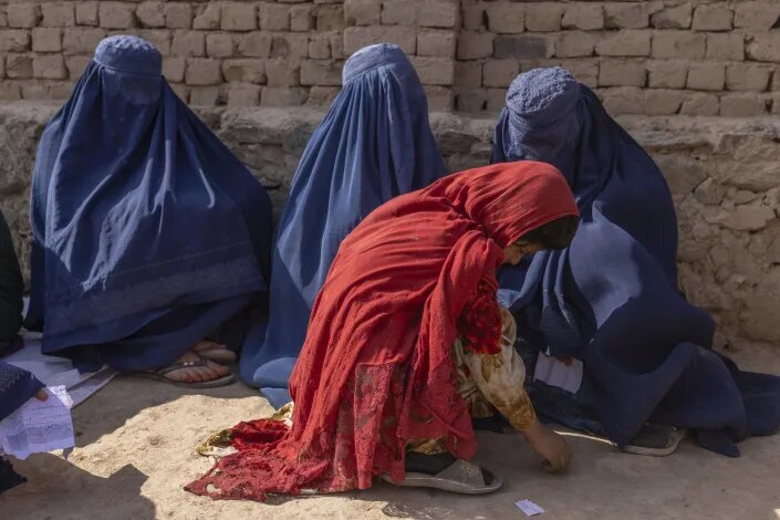 بهانه جدید طالبان برای محدودیت کار زنان و حضور در دانشگاه‌ها