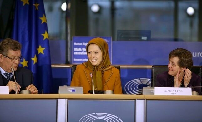 شبنم مددزاده کیست؟ + بیوگرافی | حضور در پارلمان اروپا در روز رای گیری علیه سپاه