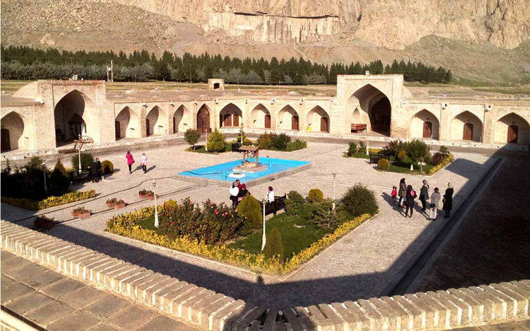 چند هتل برتر در کرمانشاه
