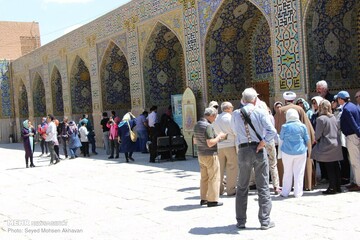 ایران همچنان مقصد گردشگران روس است