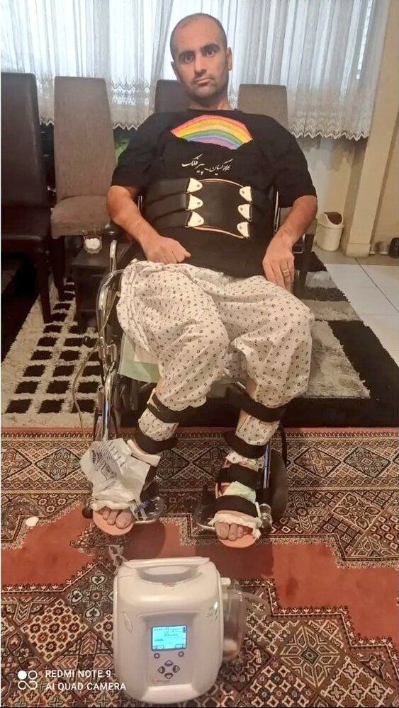 پدر کیان پیرفلک، «ویلچرنشین» شد + عکس