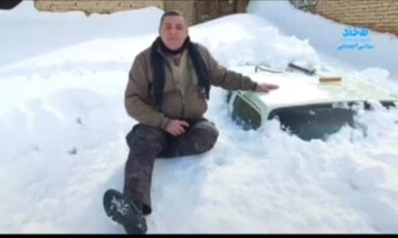 مدفون شدن خودروها درپی بارش شدید برف در کوهرنگ + فیلم