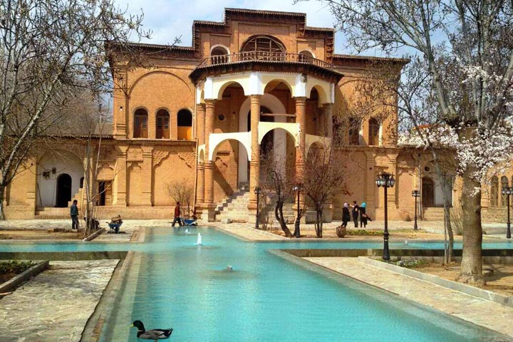 بناهای تاریخی بی‌همتا کردستان که باید دید!