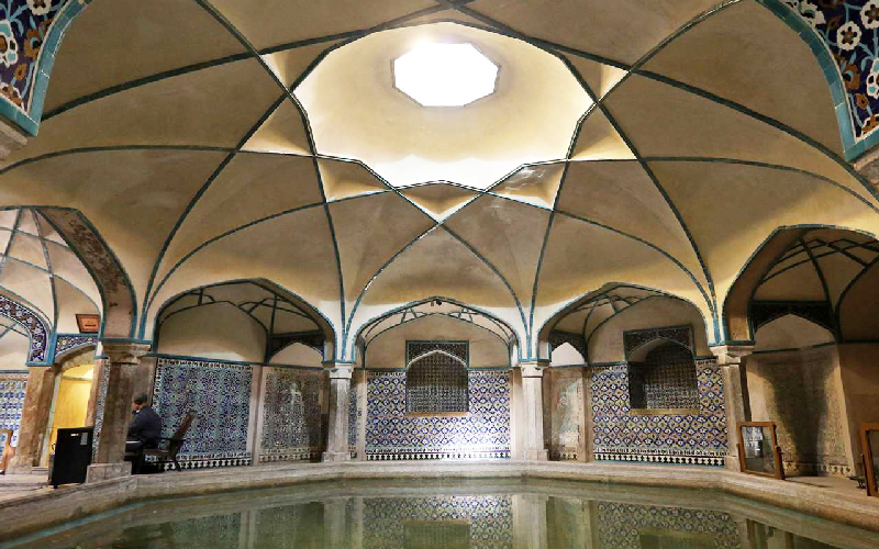 گنجعلی خان کرمان، مجموعهای شگفتانگیز