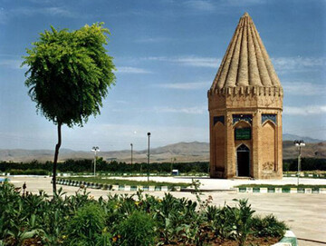 جاهای دیدنی تویسرکان