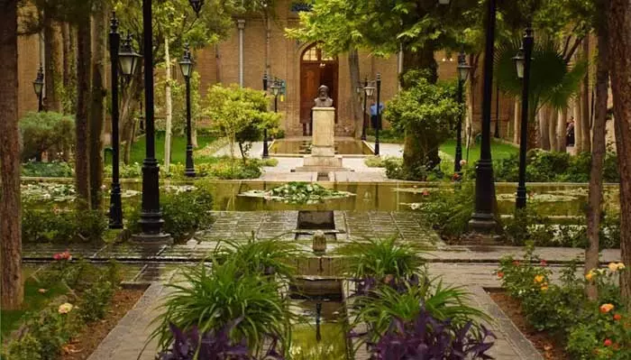 درباره باغ نگارستان تهران چه می‌دانید؟