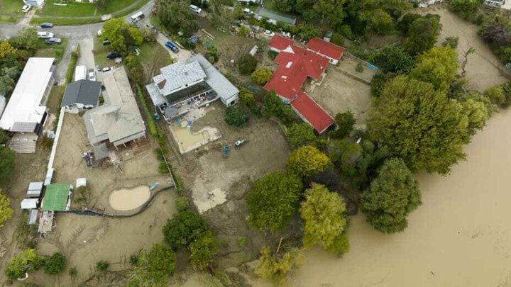 توفان مرگبار در نیوزیلند / هزاران نفر مفقود شدند