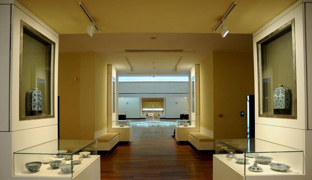 موزه ایران باستان کجاست؟