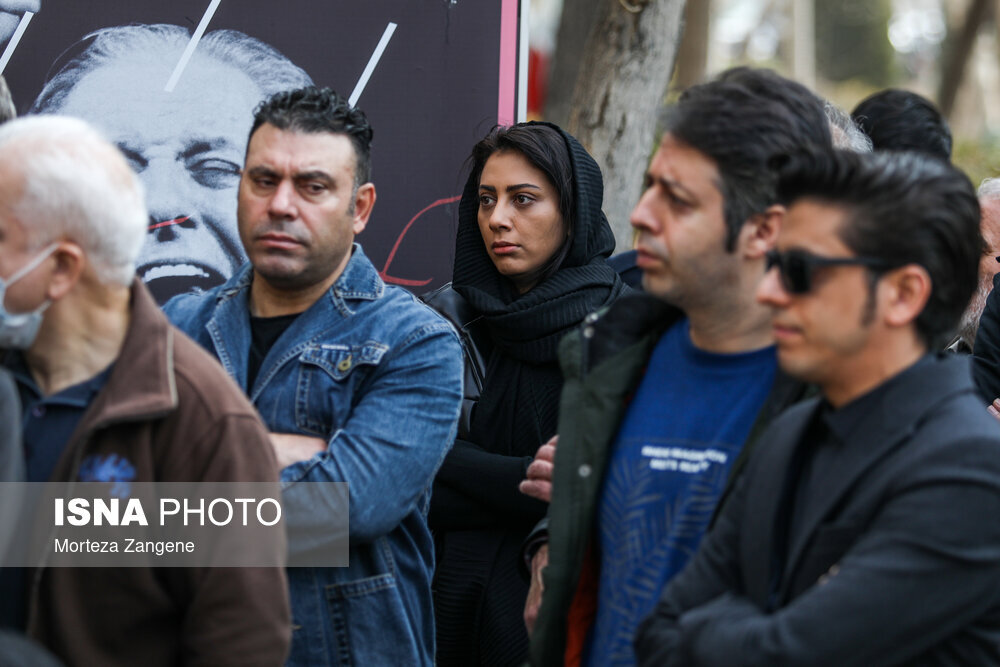 گزارش تصویری از مراسم تشییع «شهرام عبدلی» در خانه هنرمندان و بهشت زهرا