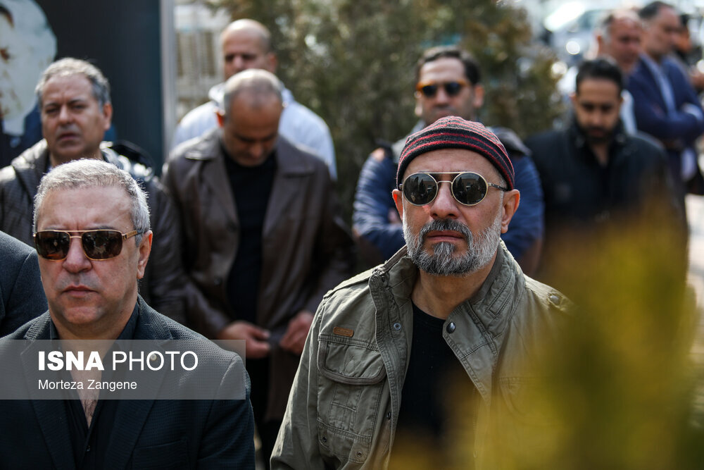 گزارش تصویری از مراسم تشییع «شهرام عبدلی» در خانه هنرمندان و بهشت زهرا