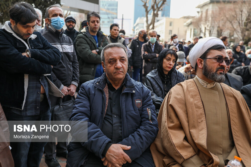 گزارش تصویری از مراسم تشییع «شهرام عبدلی» در خانه هنرمندان و بهشت زهرا