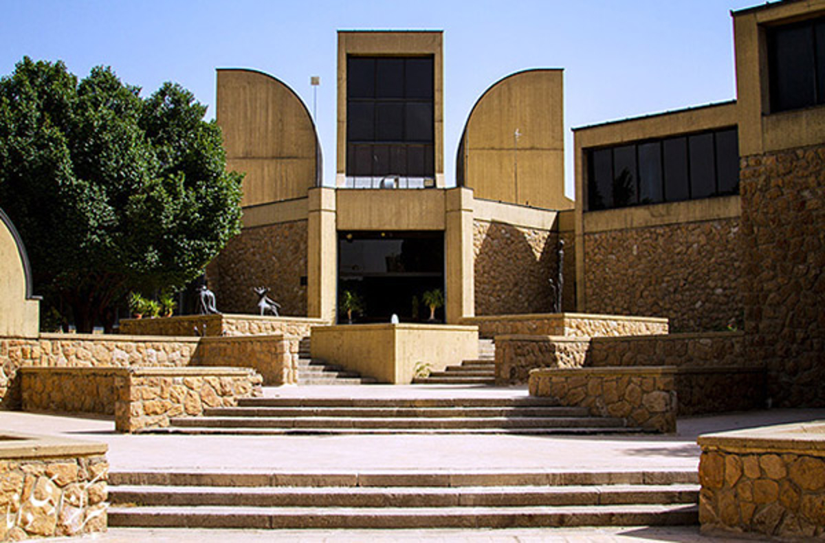 موزه هنرهای معاصر تهران کجا قرار دارد؟