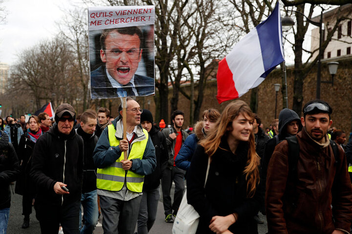 تظاهرات میلیونی فرانسوی ها در اعتراض به برنامه جدید دولت مکرون 