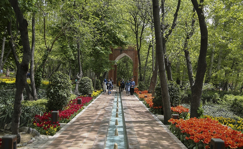 چند بخش دیدنی در باغ ایرانی تهران
