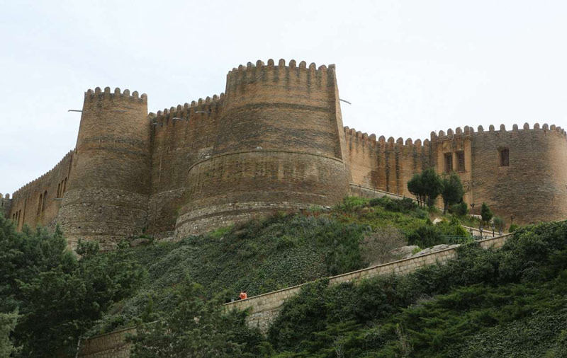 درباره قلعه فلک الافلاک خرم‌آباد چه می‌دانید؟