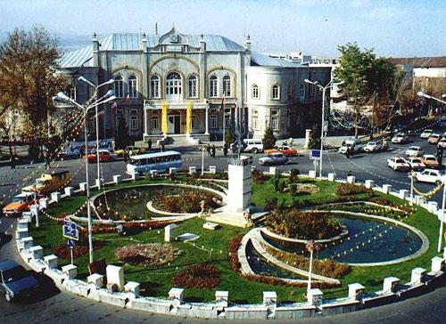 ساختمان شهرداری ارومیه؛ بنایی دیدنی و تاریخی
