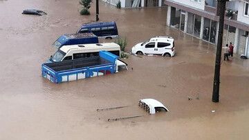 تصاویر آخر الزمانی از سیل در ازمیر ترکیه درپی بارش باران شدید + فیلم