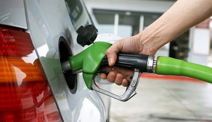 جدیدترین خبر درباره قیمت بنزین در سال ۱۴۰۲ / بنزین گران می‌شود؟