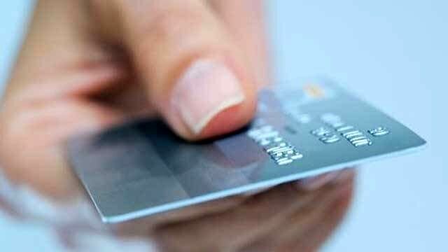 روش‌های رفع مسدودی کارت بانکی حین سفر