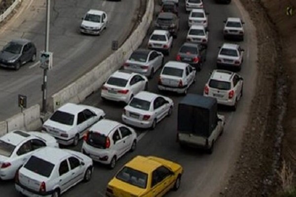 ترافیک نسبتاً شدید خودروها در ورودی های شرق تهران
