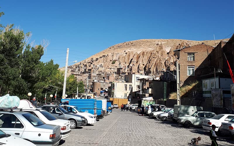 فاصله روستای کندوان تا بانه چقدر است؟