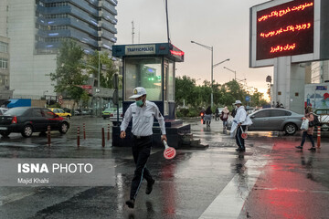 خیزش گرد و خاک در برخی استان‌ها / کدام استان‌ها بارانی می‌شوند؟