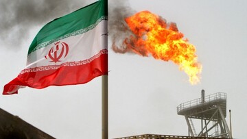 ایران نفت خود را به چین ارزان می‌فروشد/ تحویل هر بشکه نفت به چین ۱۲ دلار کمتر از نفت شاخص برنت