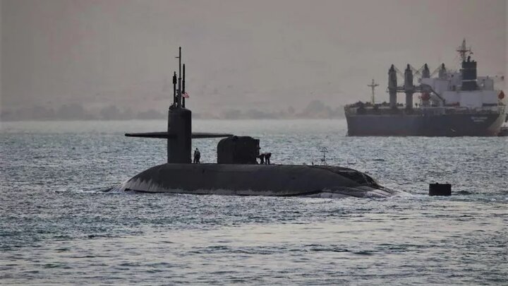 ورود زیردریایی هسته‌ای آمریکا به خلیج فارس 