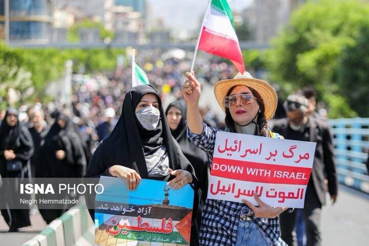 عکس جنجالی از زن کم حجاب در راهپیمایی روز قدس 