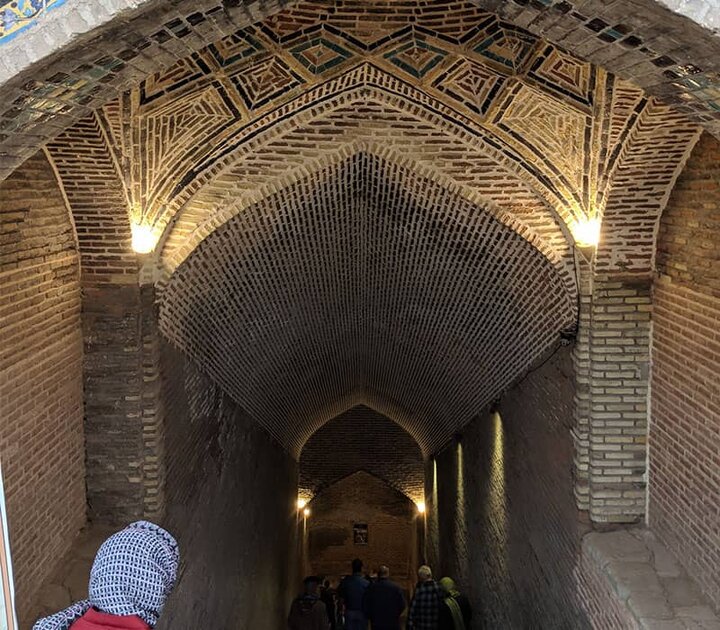 معماری جذاب‌تر در آب انبار سردار در قزوین
