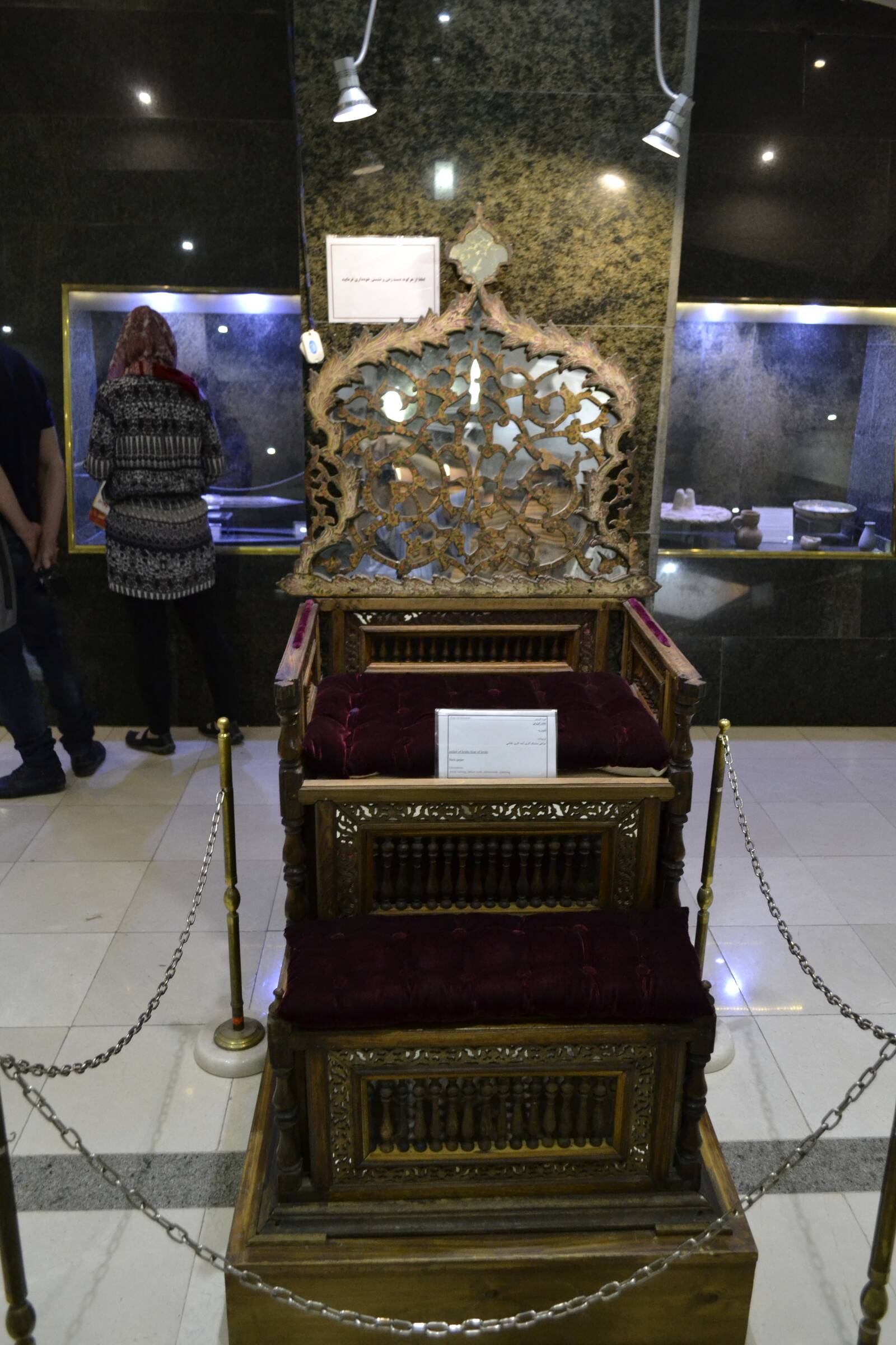 بازدید از موزه قزوین؛ جالب و حیرت‌انگیز