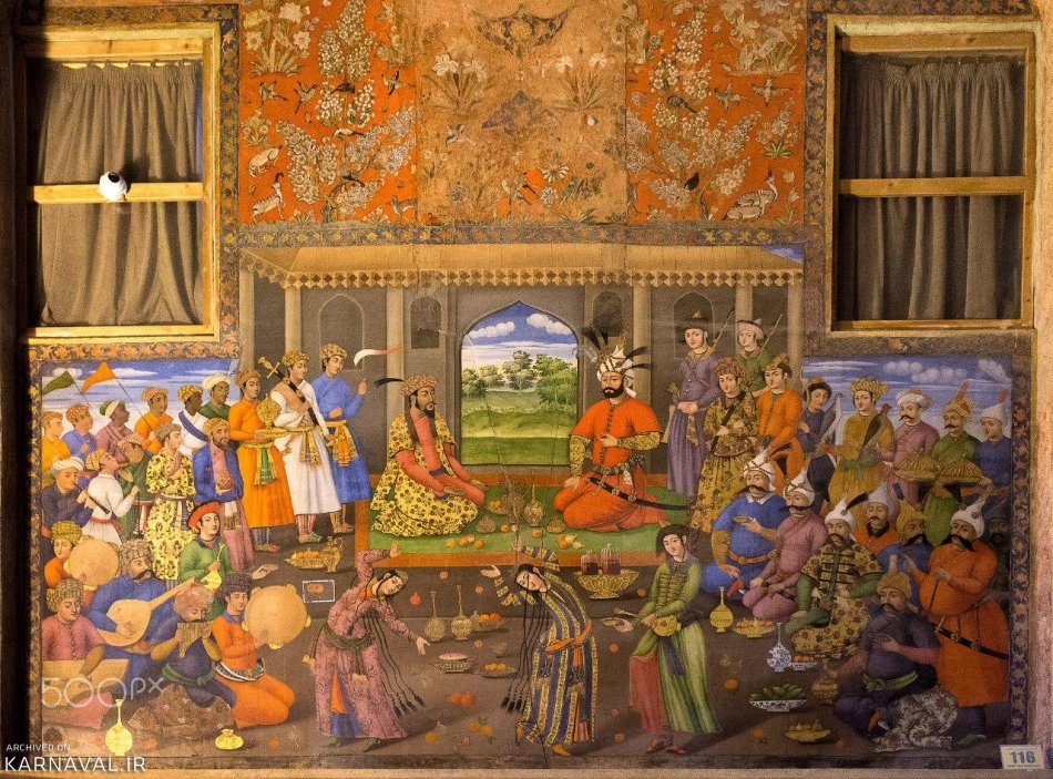 زیباترین نقاشی های چهل ستون اصفهان که باید دید!