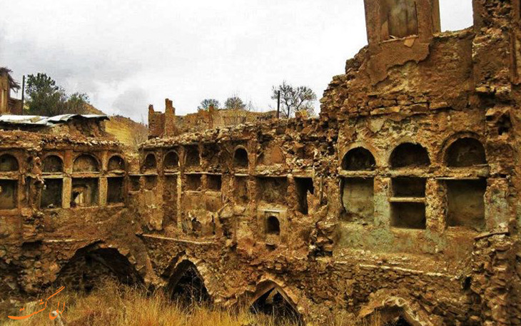 روستای دیدنی قلات شیراز کجا قرار دارد؟