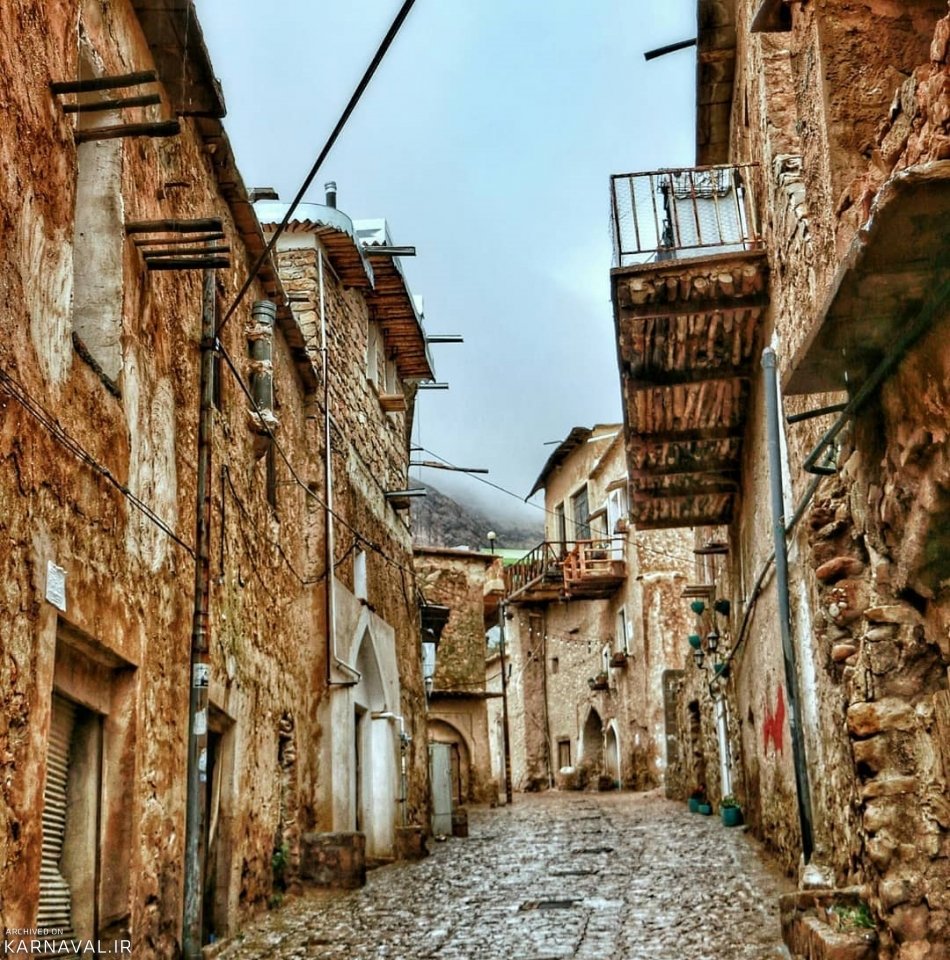 روستای دیدنی قلات شیراز کجا قرار دارد؟