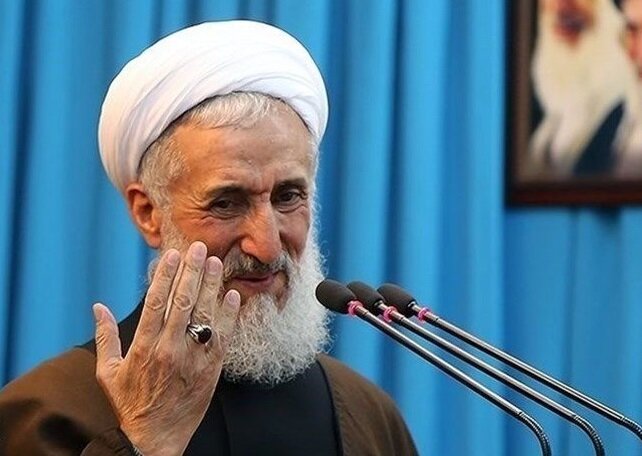 خطیب موقت نماز جمعه تهران: دختران در نظام جمهوری اسلامی ایران از جایگاهی برخوردارند که در هیچ جای دنیا از این جایگاه برخوردار نیستند.