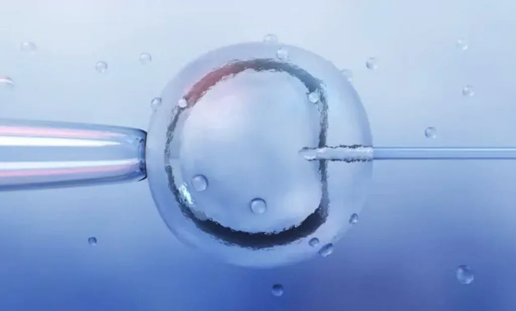 داشمند کودکی را با DNA سه والد متولد کردند!