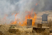 تصاویری از آتش هولناک در قبرستان تاریخی ۱۰۰۰ ساله شیراز
