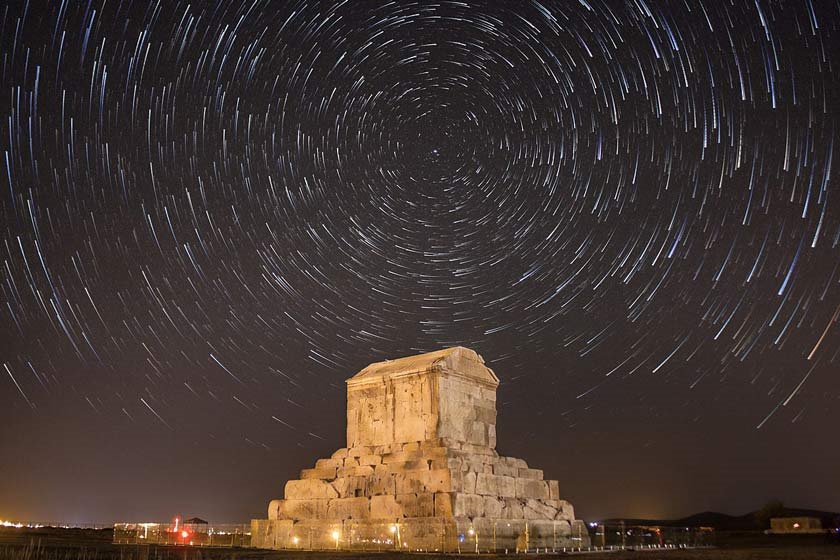 مقبره کوروش کبیر در کجاست؟