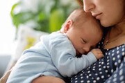 روش عجیب کارشناس صداوسیما برای طعم‌دار کردن شیر مادر/ فیلم