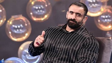 رقص بامزه  هادی چوپان در باشگاه بدنسازی + فیلم