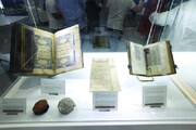 دو نسخه تاریخی و نادر از قرآن و انجیل در نمایشگاه کتاب ابوظبی
