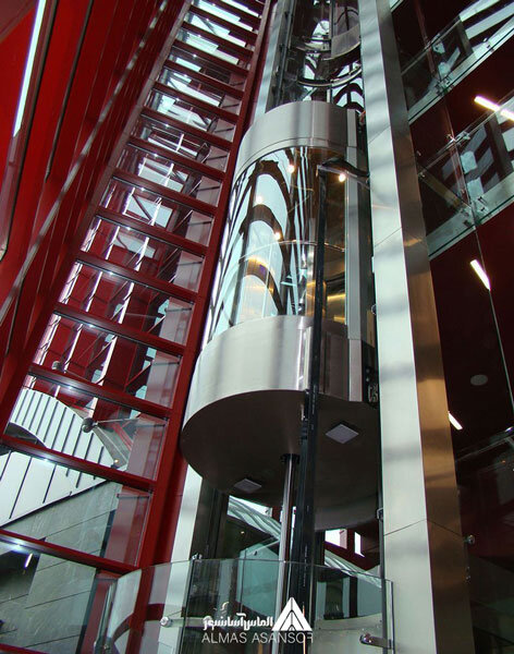 مزایای آسانسور شیشه ای برای زیبایی و کارایی در ساختمان های مدرن